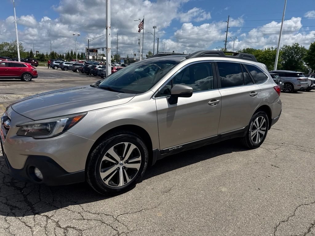 Used 2019 Subaru Outback 2.5i Limited w/ Popular Package #2 AWD/4WD image 10