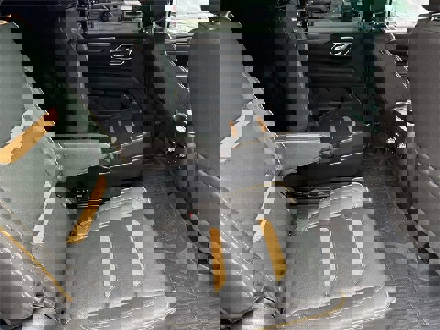 Used 2023 GMC Yukon XL AT4 w/ AT4 Premium Package image 23