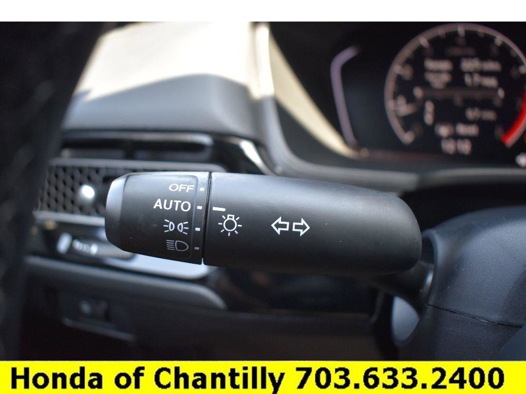 Used 2025 Honda Civic Sport image 10