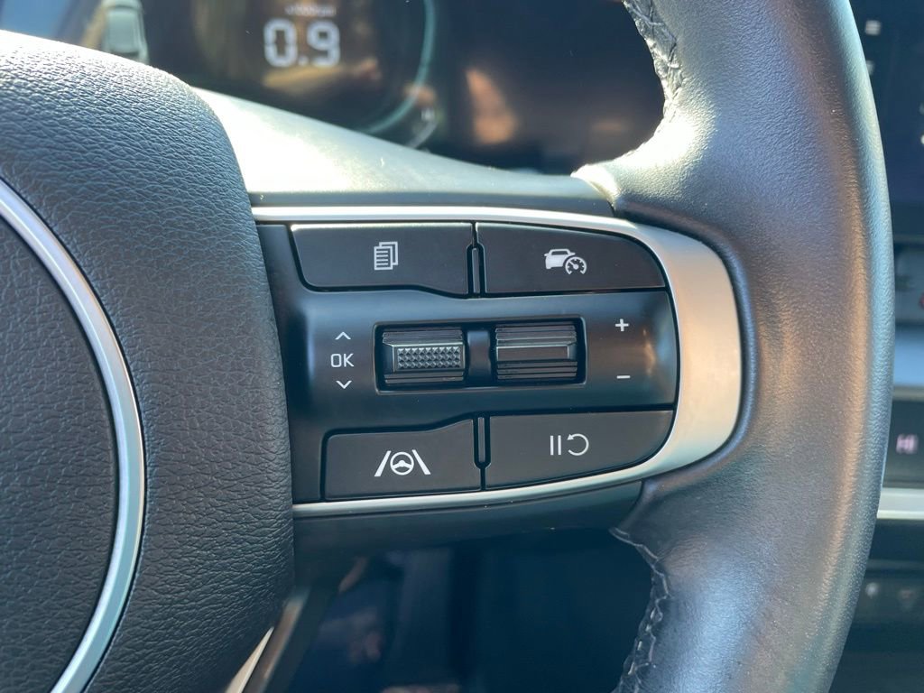 Used 2024 Kia Sportage EX image 30