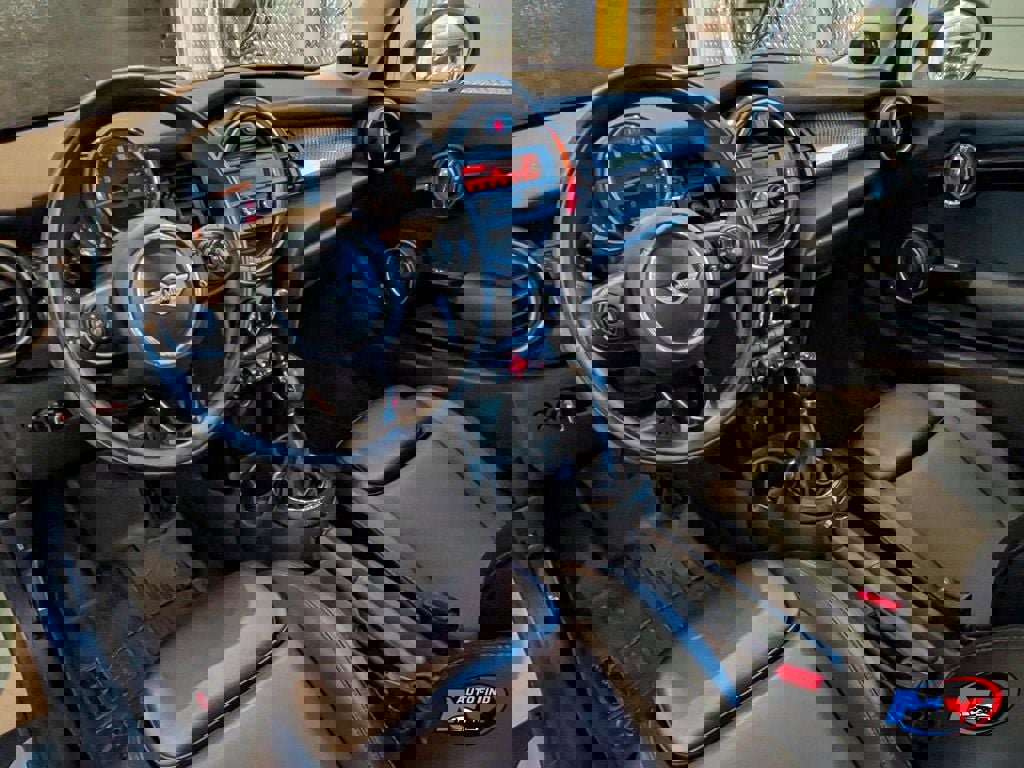 Used 2014 MINI Cooper S image 9