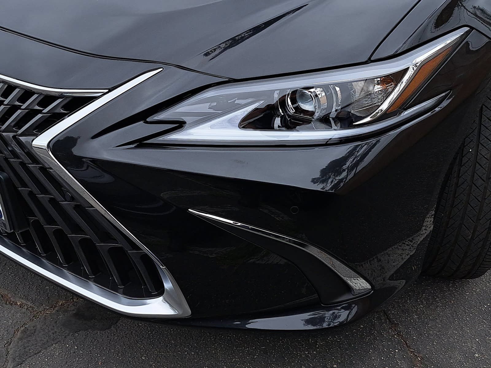 Used 2023 Lexus ES 350 w/ Premium Package FWD image 32