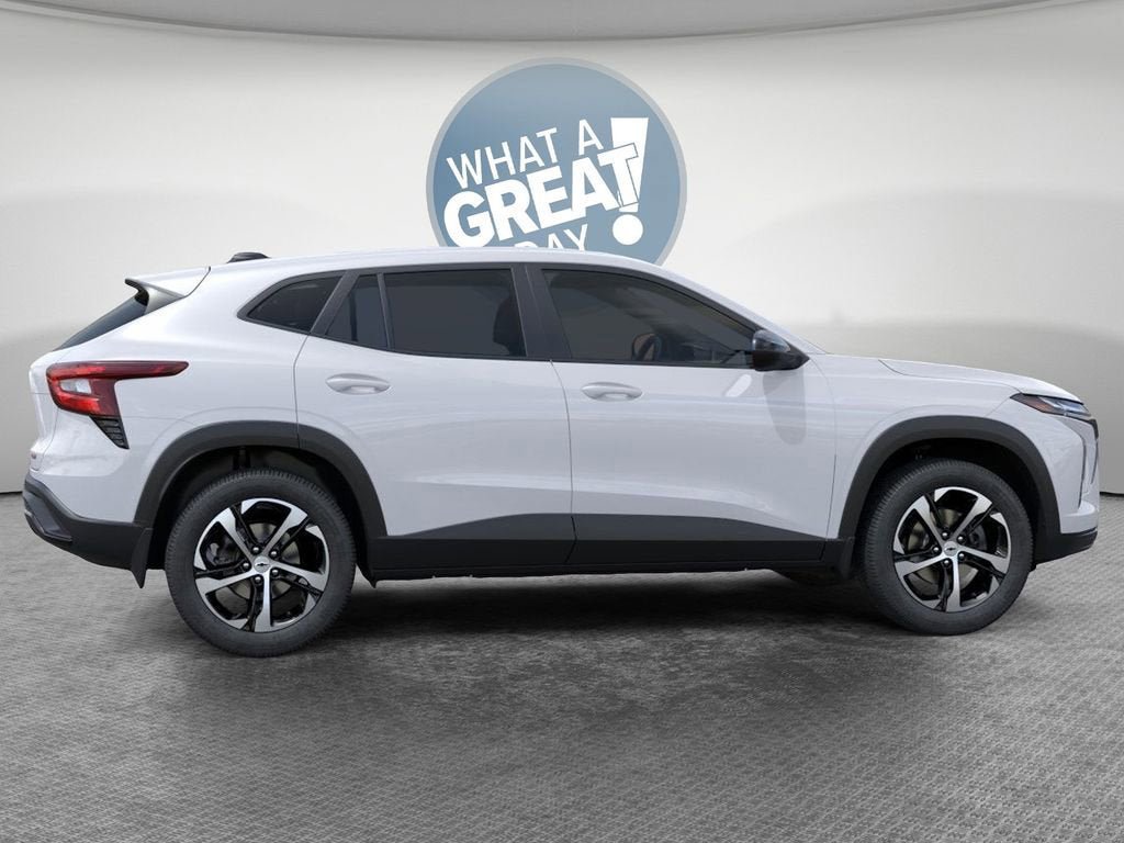 New 2026 Chevrolet Trax RS FWD image 5