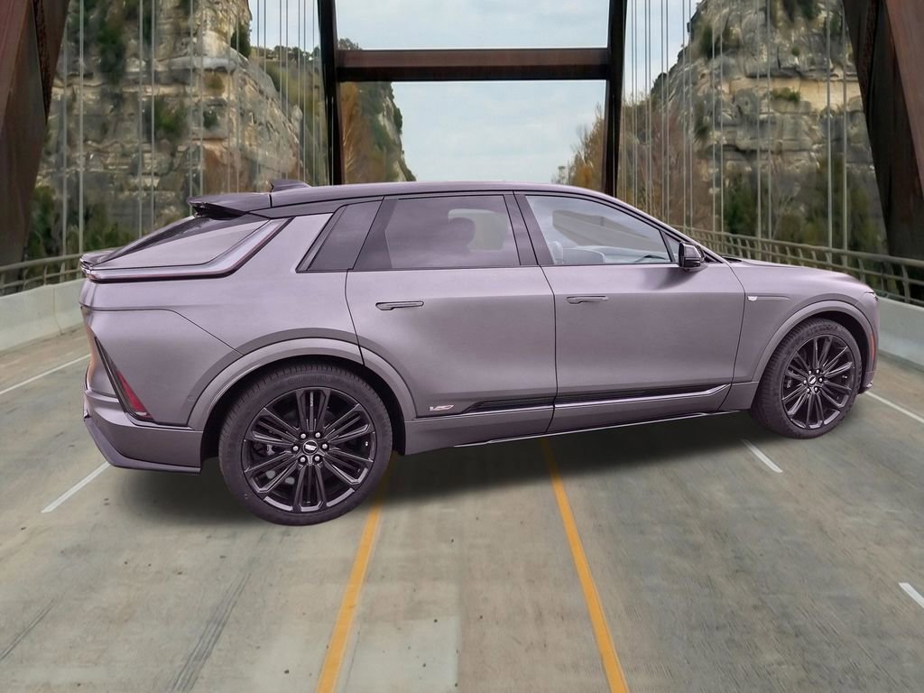 New 2026 Cadillac Lyriq V image 11