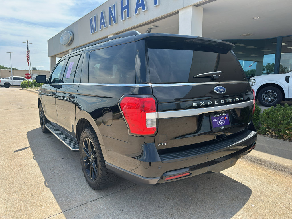Used 2023 Ford Expedition Max XLT AWD/4WD image 6