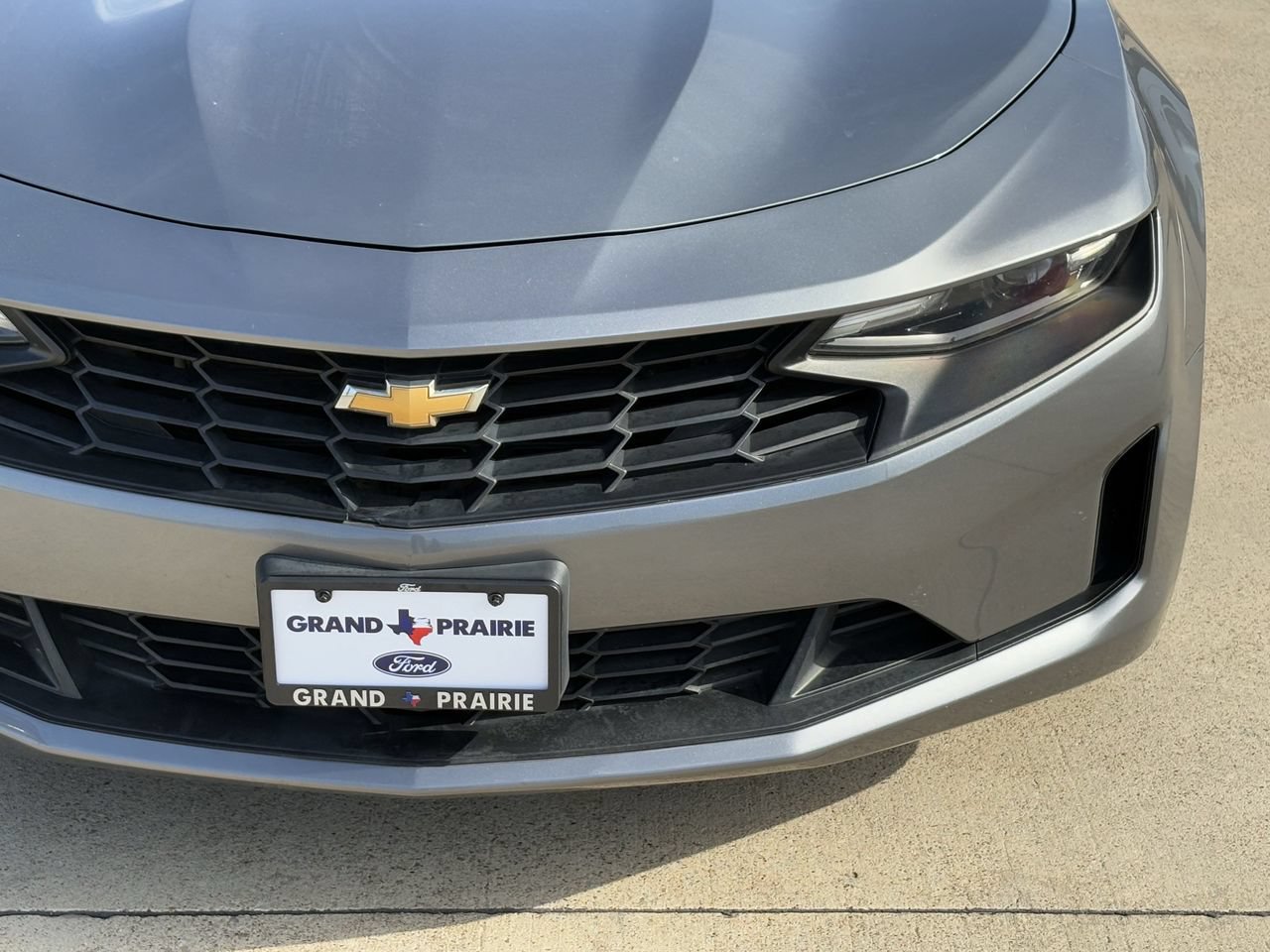 Used 2020 Chevrolet Camaro LT RWD image 9