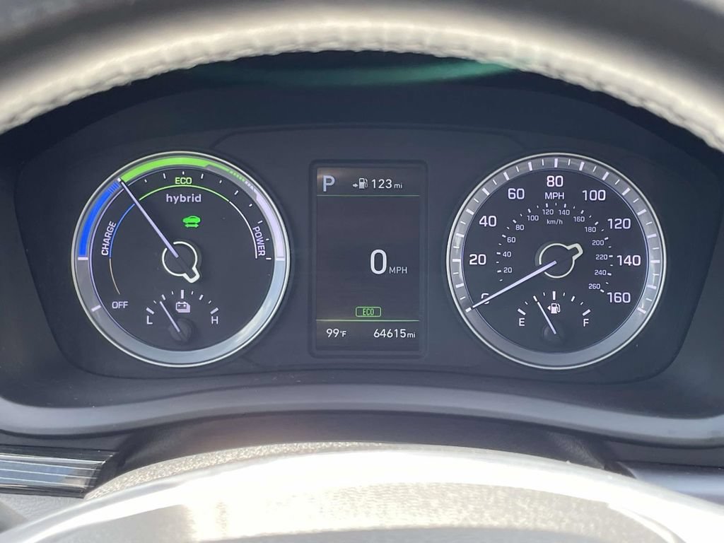 Used 2019 Hyundai Sonata Limited w/ Ultimate Package 02 FWD image 20