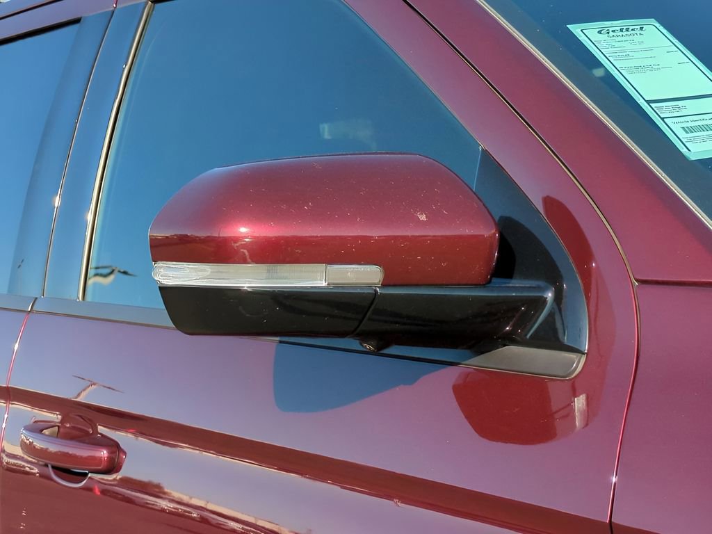 Used 2021 Ford Expedition XLT image 11