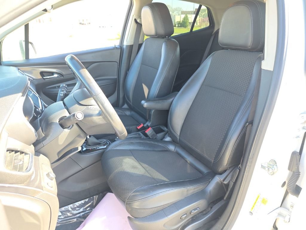 Used 2018 Buick Encore Preferred image 19