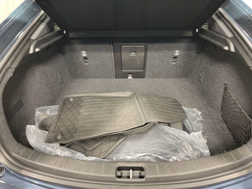 Used 2022 Polestar Polestar 2 w/ Pilot Package image 30