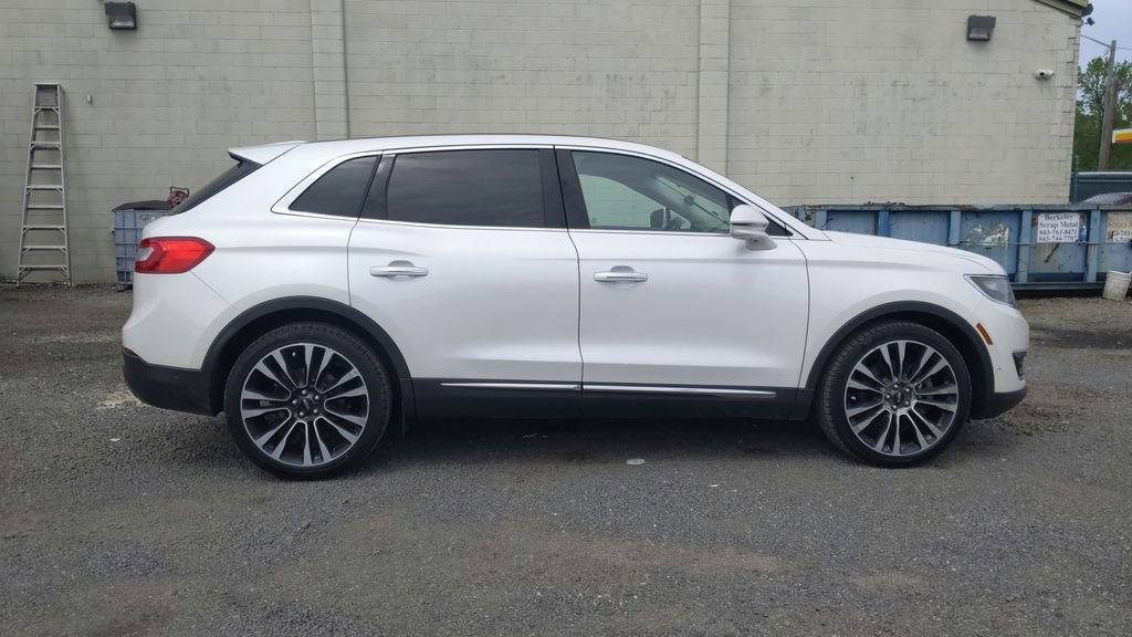 Used 2016 Lincoln MKX Reserve w/ Luxury Package image 7