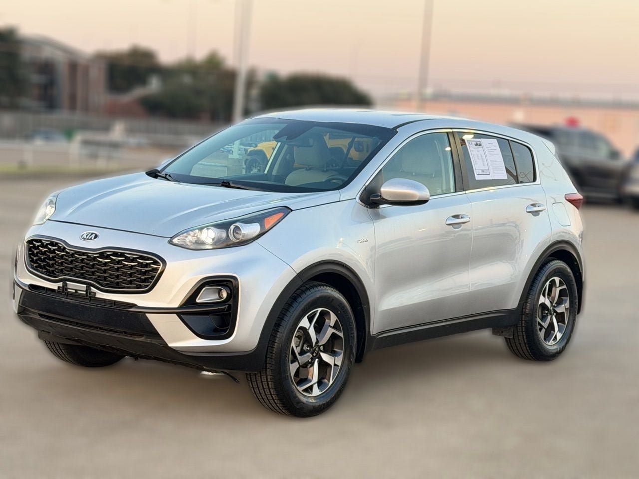 Used 2020 Kia Sportage LX AWD/4WD image 2