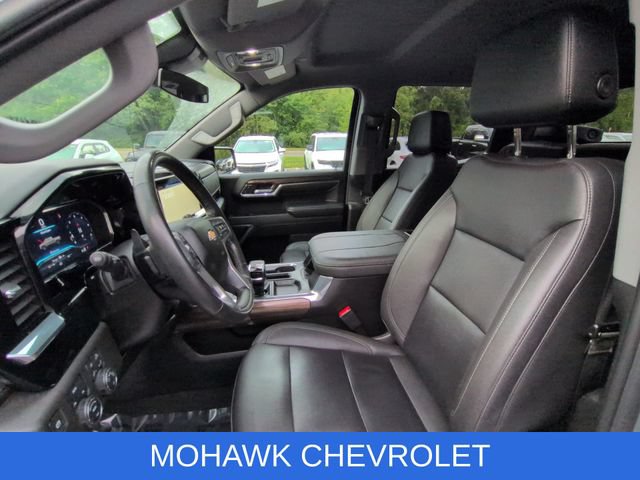 Used 2023 Chevrolet Silverado 1500 LT w/ Safety Package AWD/4WD image 19
