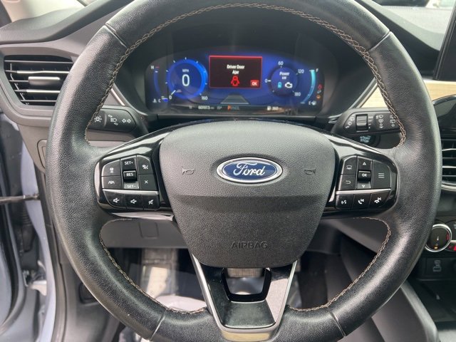 Used 2022 Ford Escape Titanium w/ Titanium Elite Package image 27