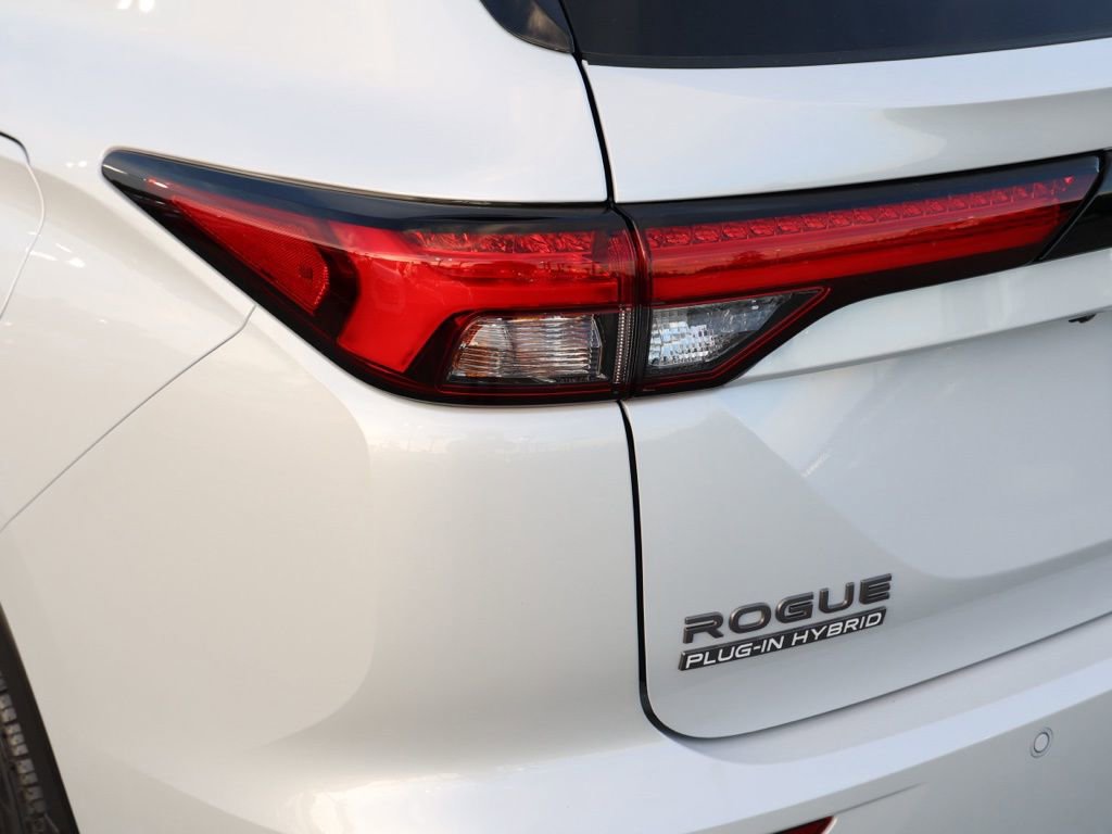 New 2026 Nissan Rogue SL image 7