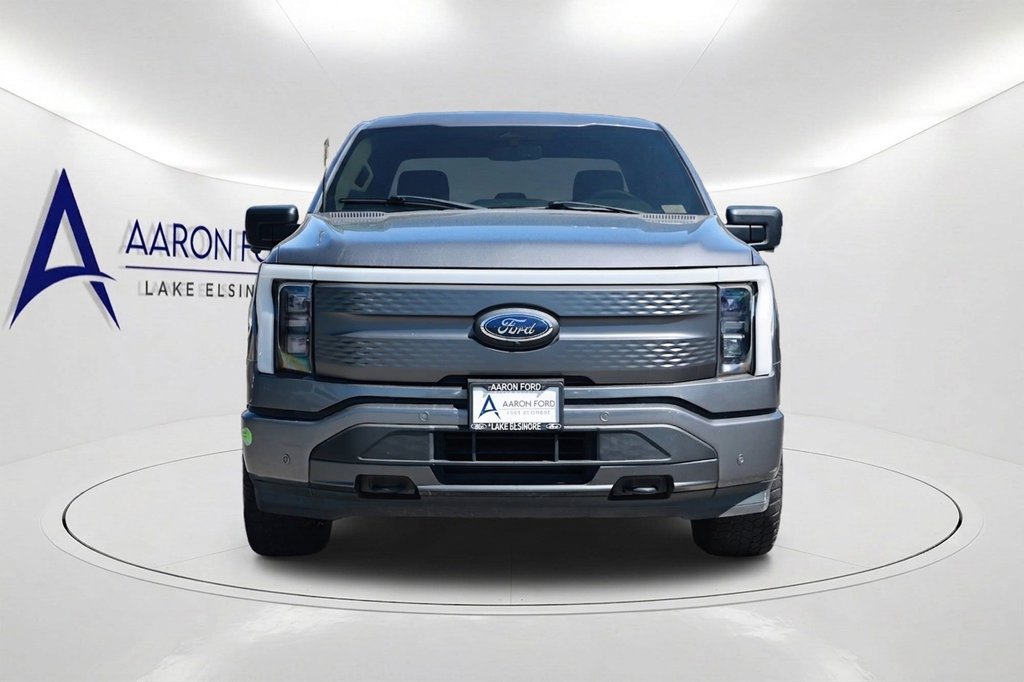 Used 2022 Ford F150 Lightning XLT AWD/4WD image 2