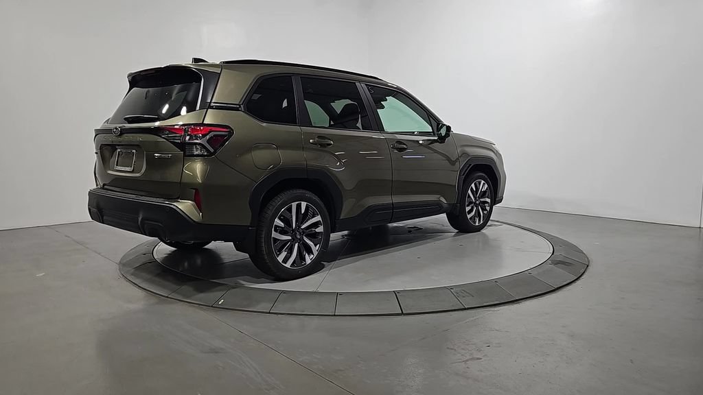 New 2026 Subaru Forester Touring AWD/4WD image 5