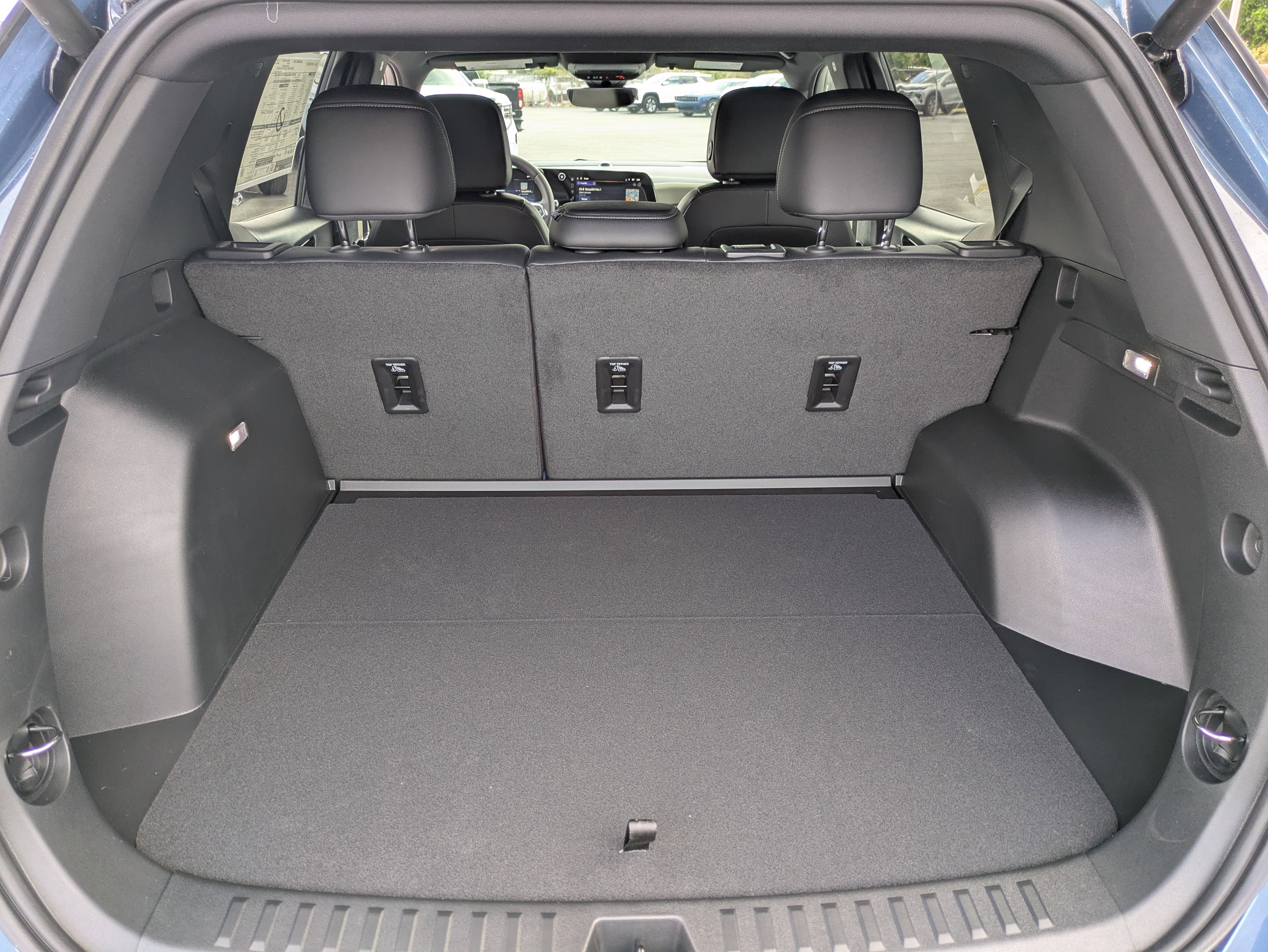 New 2026 Chevrolet Equinox LT w/ Convenience Package II FWD image 13
