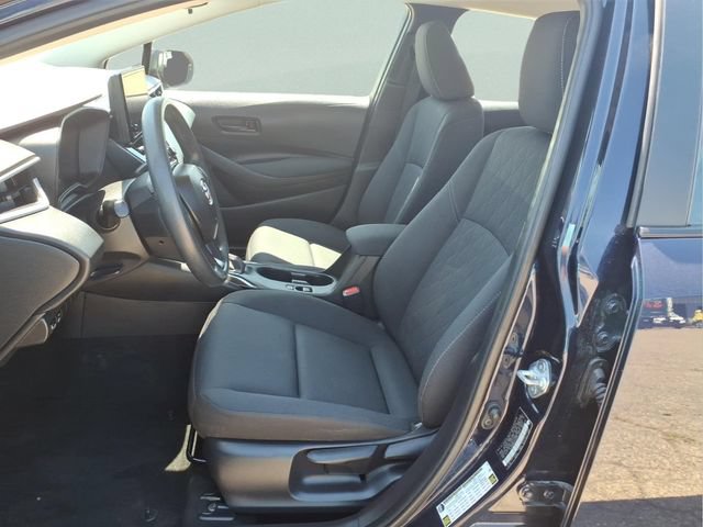 Used 2025 Toyota Corolla LE FWD image 12