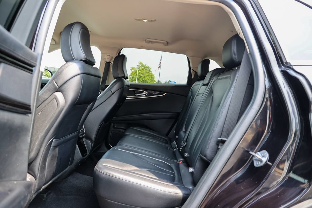 Certified 2023 Lincoln Nautilus FWD image 28