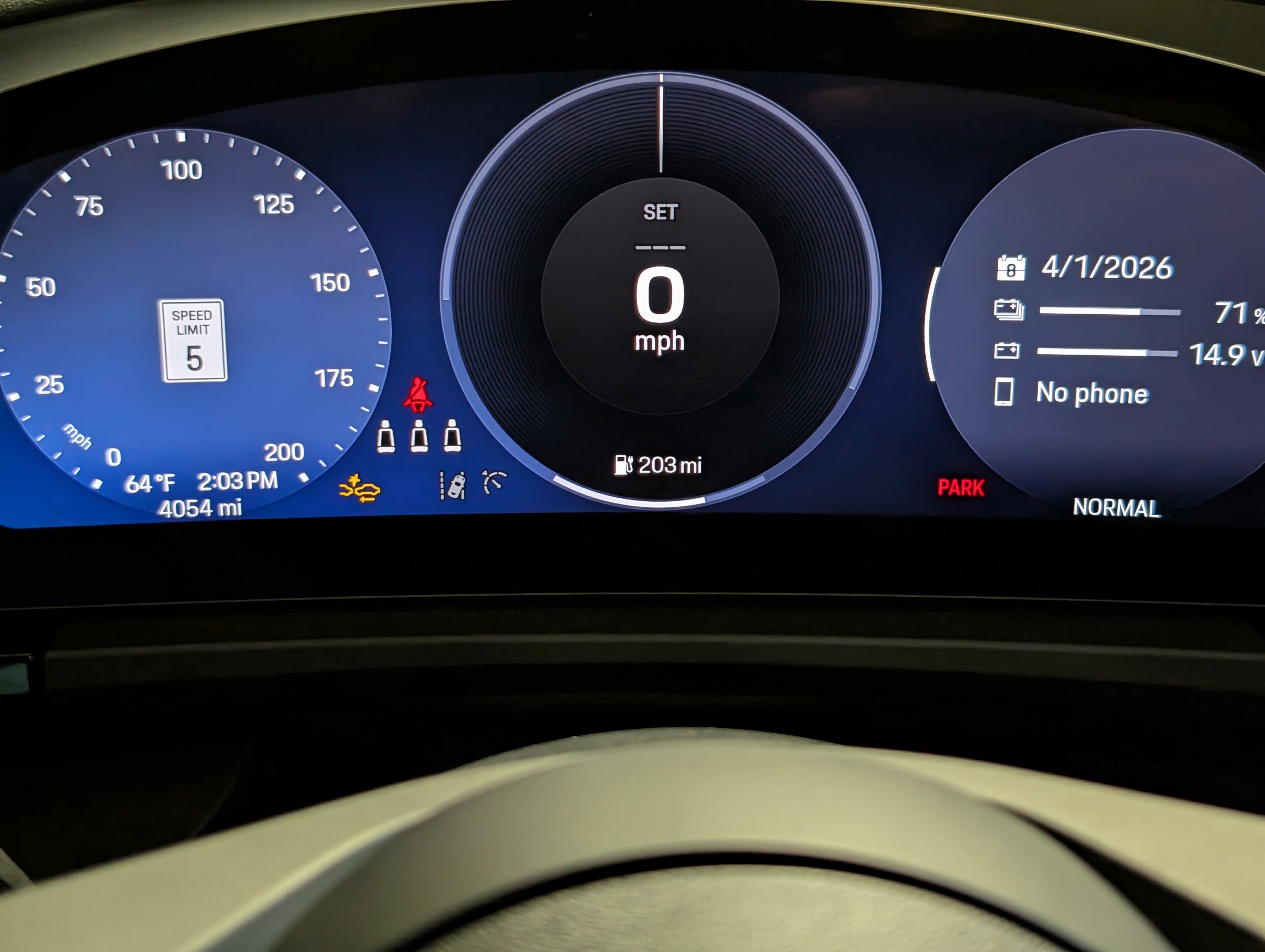 Certified 2025 Porsche Macan Electric image 27