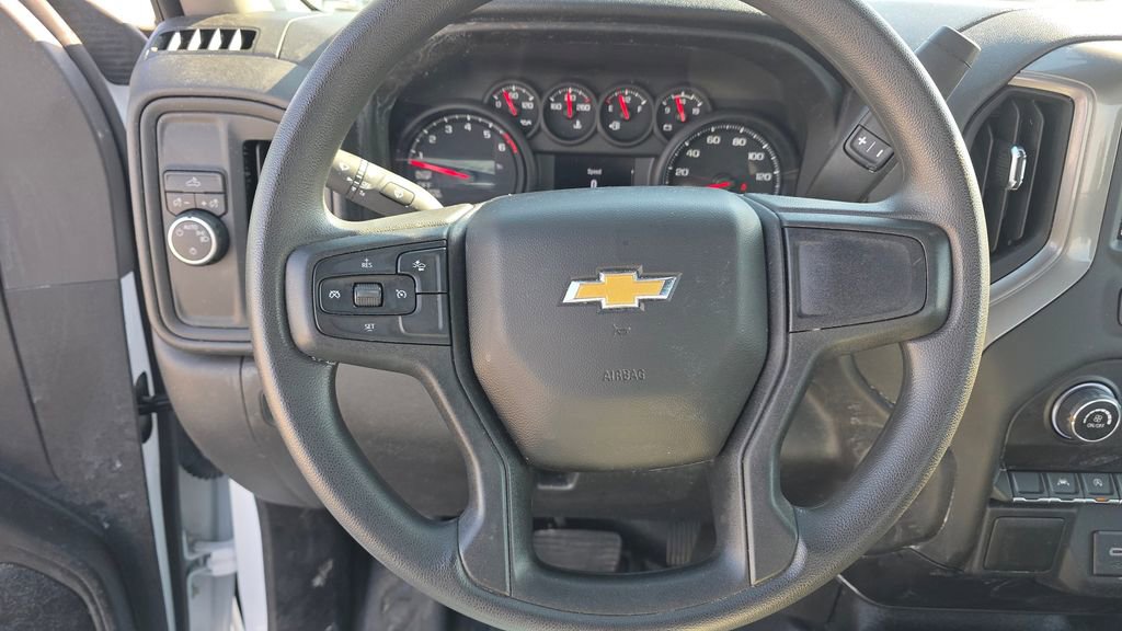 Used 2025 Chevrolet Silverado 1500 W/T image 14