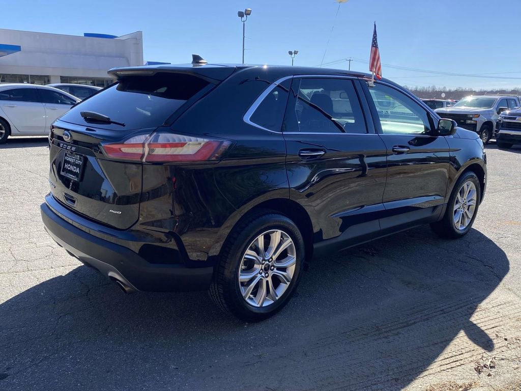 Used 2024 Ford Edge Titanium AWD/4WD image 5