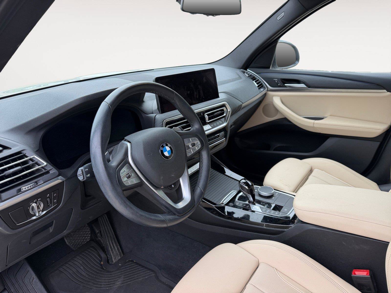 Used 2023 BMW X3 xDrive30i w/ Premium Package w/ZPA AWD/4WD image 12