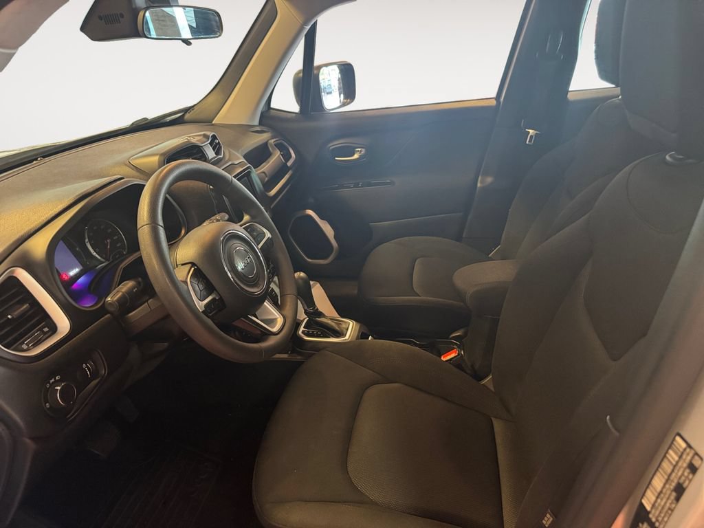 Used 2021 Jeep Renegade Sport AWD/4WD image 9