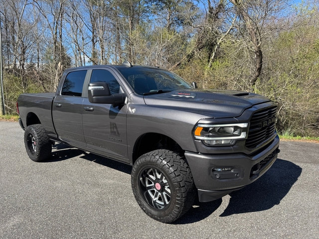 Used 2024 RAM 2500 Laramie w/ Night Edition image 4