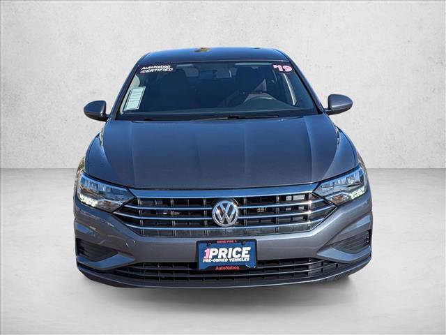 Used 2019 Volkswagen Jetta FWD image 2