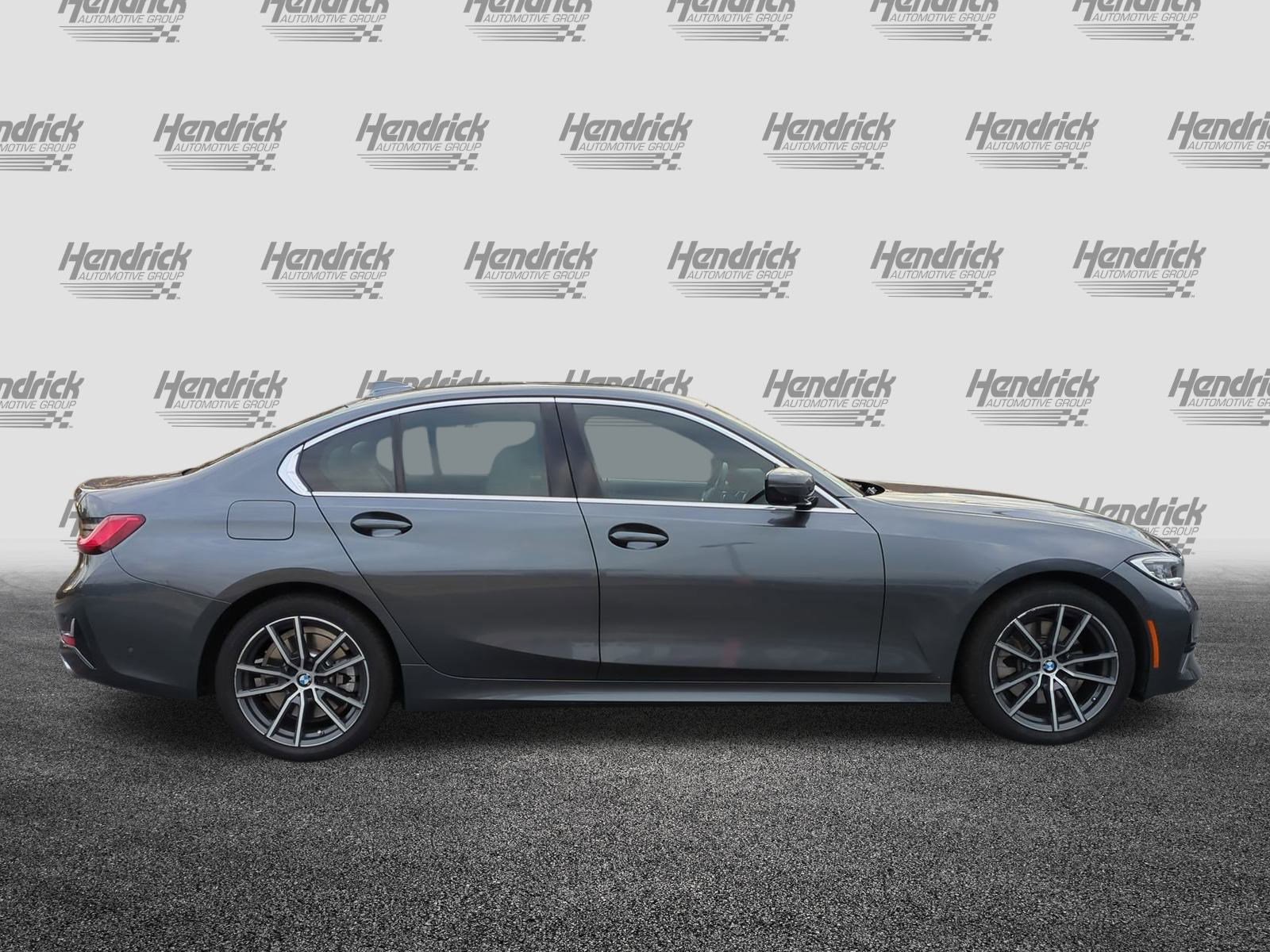 Used 2020 BMW 330i xDrive Sedan w/ Executive Package image 11