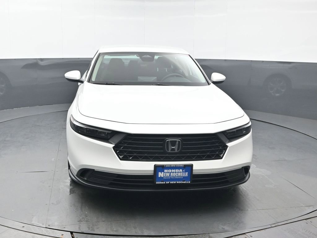 Used 2023 Honda Accord LX image 9