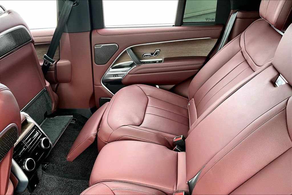 Certified 2025 Land Rover Range Rover Autobiography AWD/4WD image 15