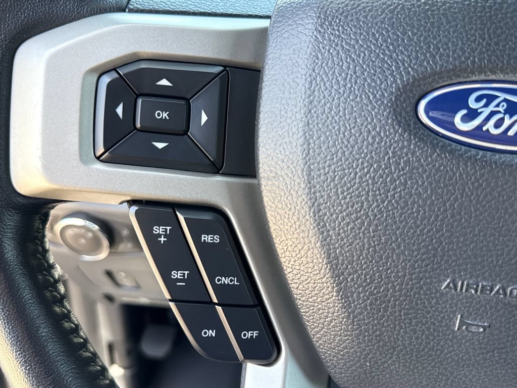 Used 2022 Ford F250 Lariat w/ Lariat Value Package AWD/4WD image 15