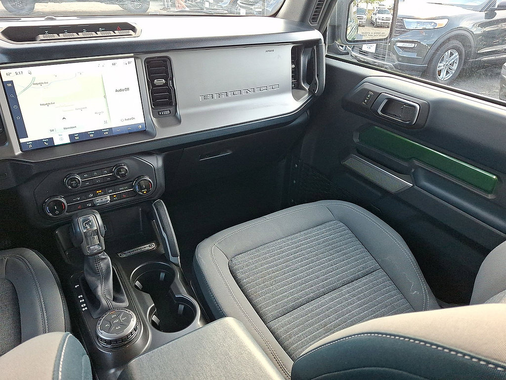 Certified 2022 Ford Bronco Outer Banks w/ Sasquatch Package AWD/4WD image 11