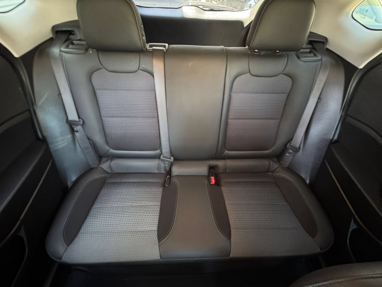 Used 2025 Chevrolet Trax LT FWD image 37