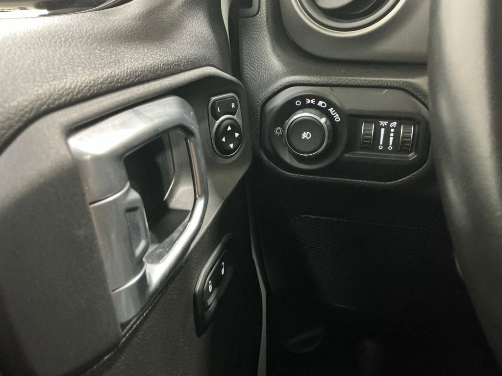 Used 2022 Jeep Wrangler Unlimited Sport image 16