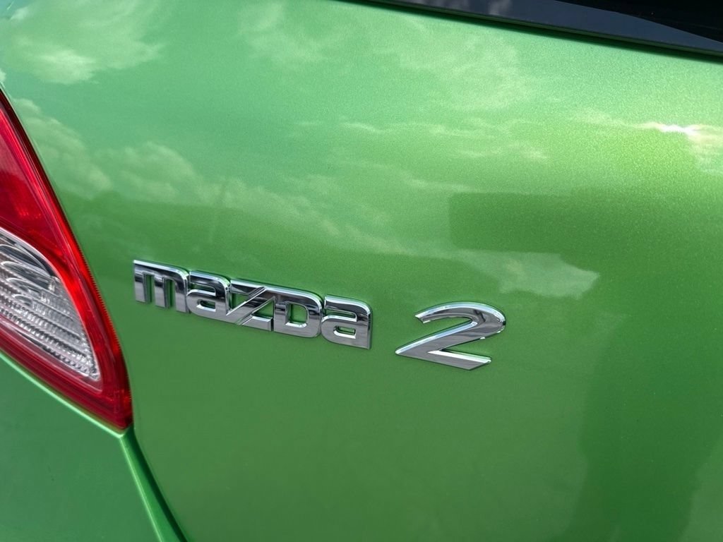 Used 2013 MAZDA MAZDA2 Touring FWD image 5