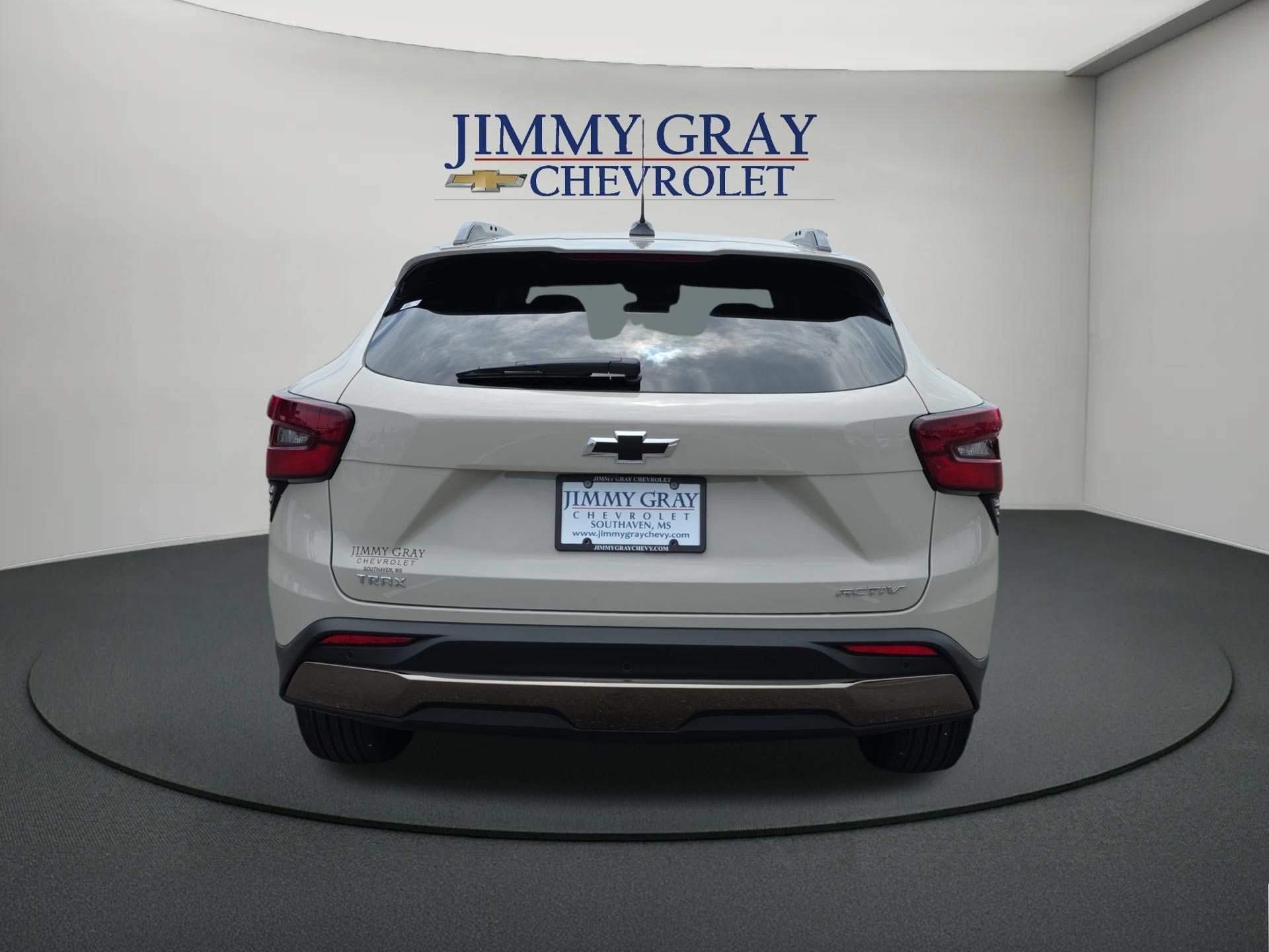 New 2026 Chevrolet Trax ACTIV w/ Sunroof Package FWD image 4
