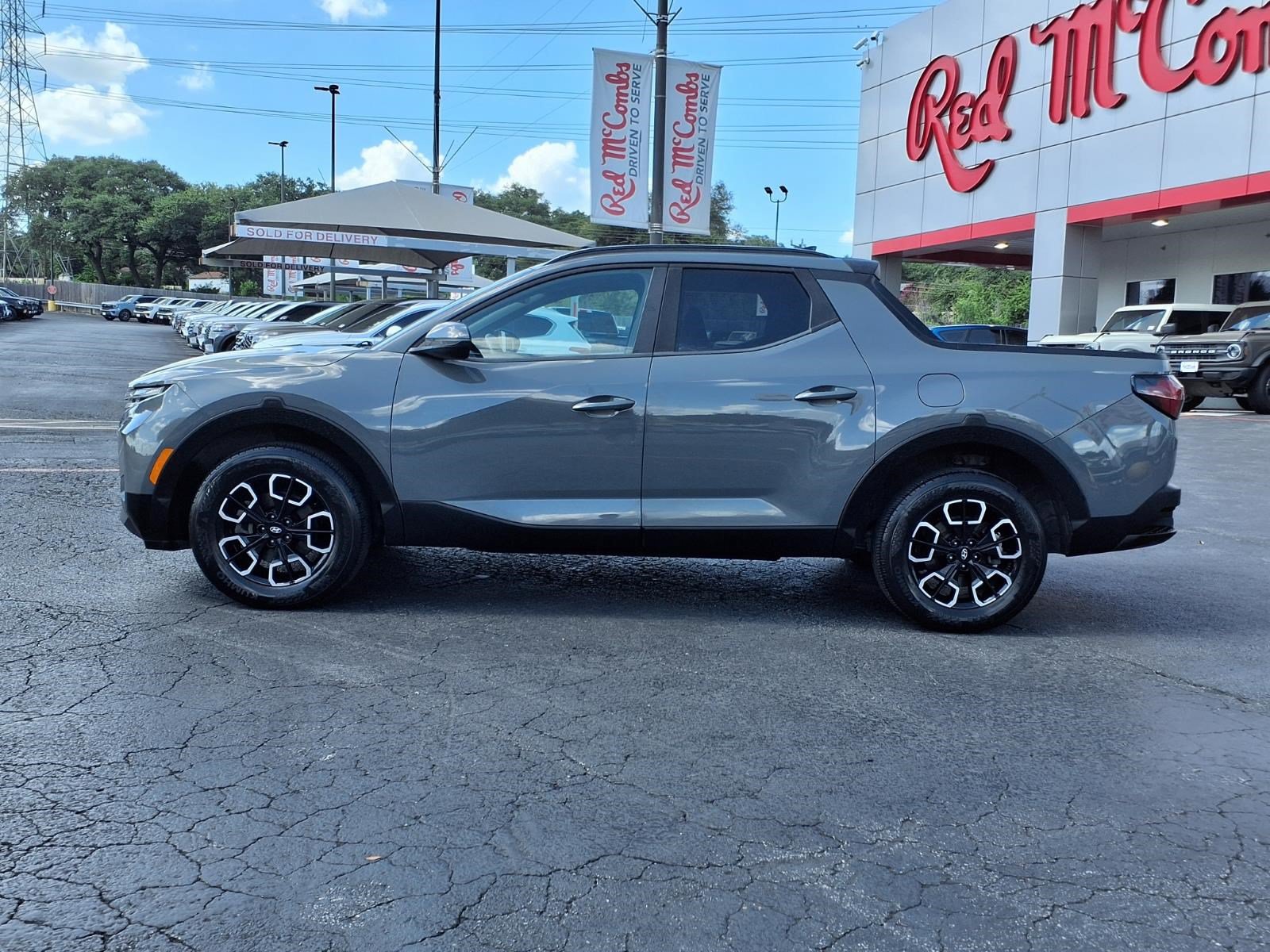 Used 2022 Hyundai Santa Cruz SEL Premium w/ Cargo Package AWD/4WD image 8