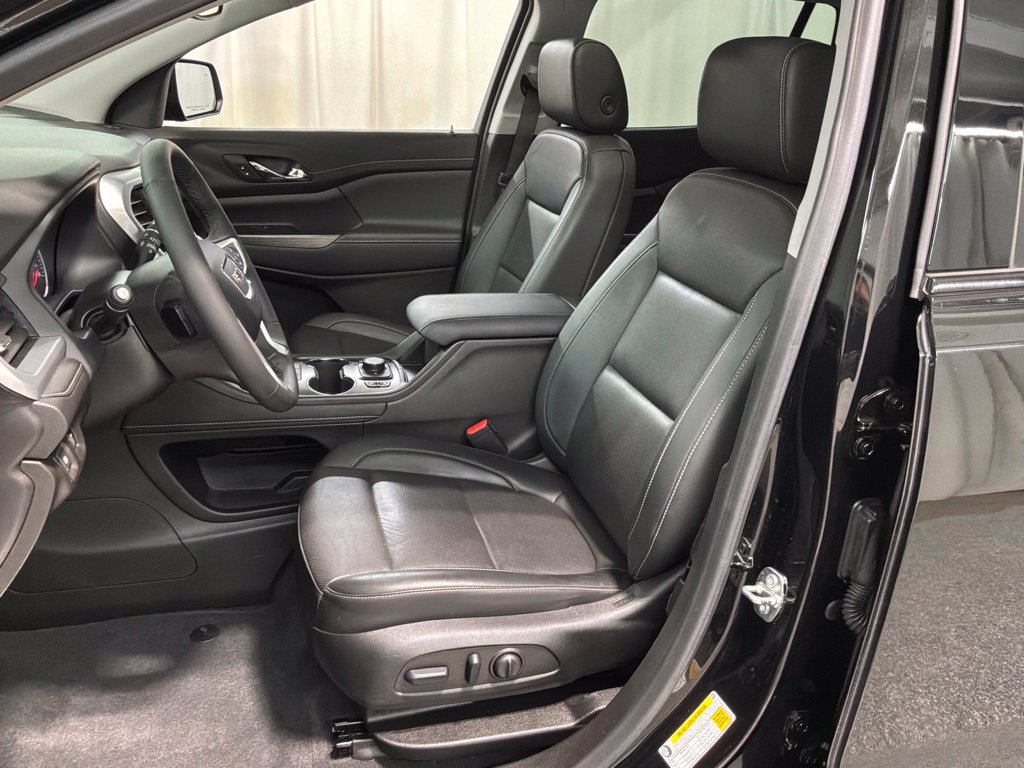 Used 2023 GMC Acadia SLT w/ Elevation Edition FWD image 20