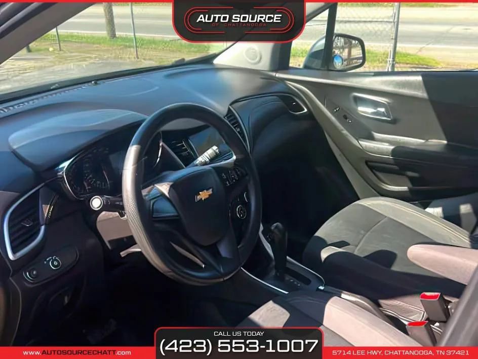 Used 2019 Chevrolet Trax LS image 10