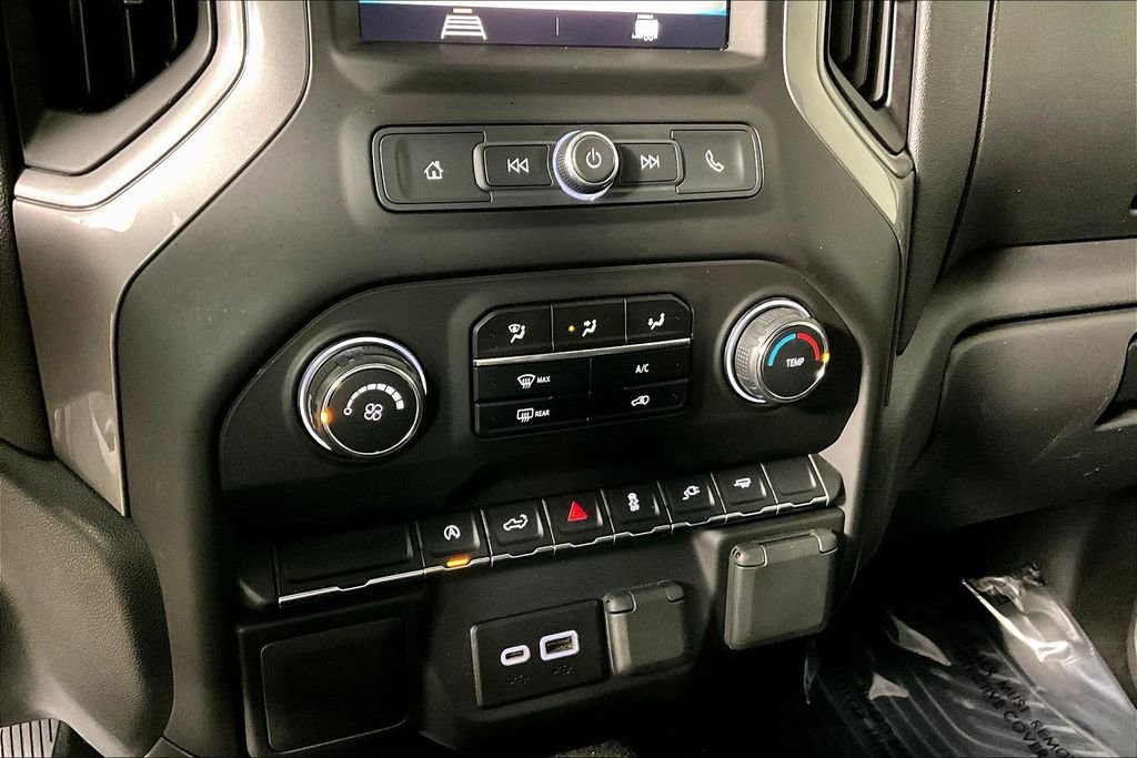 Used 2021 Chevrolet Silverado 1500 Custom image 31