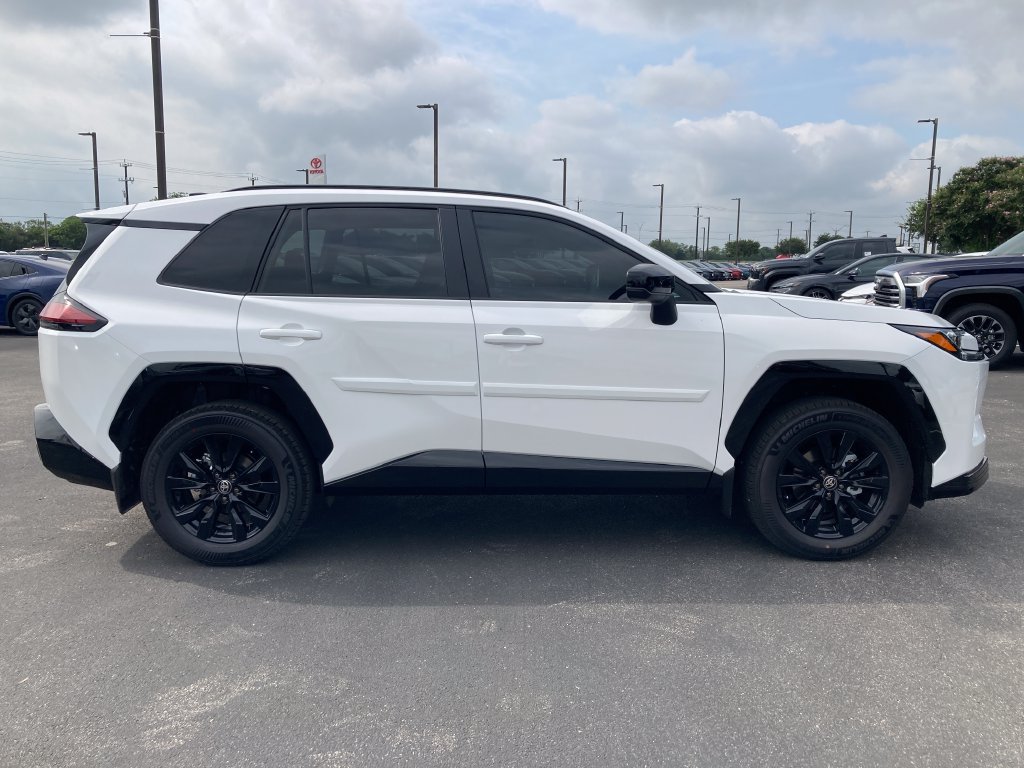 New 2026 Toyota RAV4 SE FWD image 4