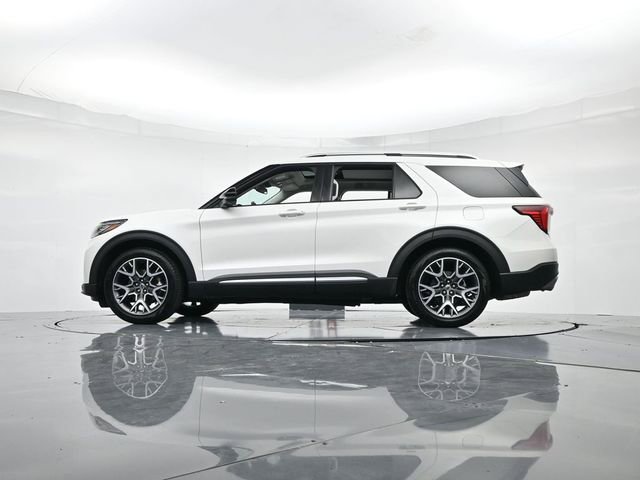 Certified 2025 Ford Explorer Platinum w/ Ultimate Package image 37
