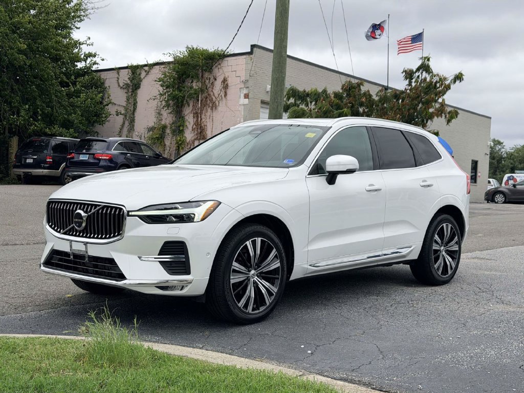 Used 2023 Volvo XC60 B5 Plus w/ Climate Package AWD/4WD image 25
