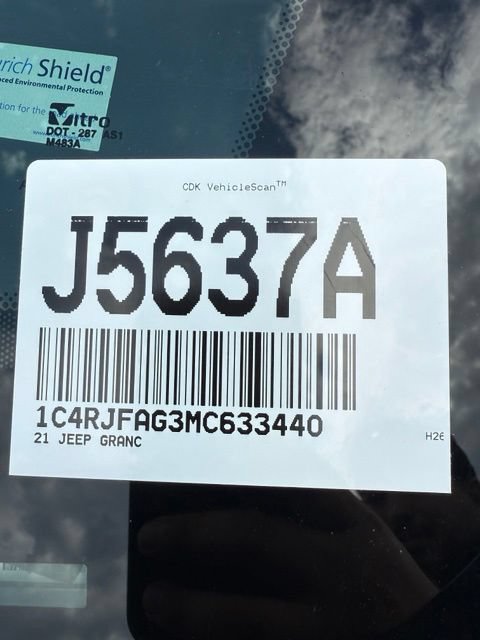 Used 2021 Jeep Grand Cherokee Laredo X AWD/4WD image 27