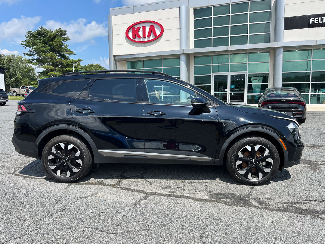 Used 2023 Kia Sportage X-Line w/ X-Line Premium Package AWD/4WD image 8
