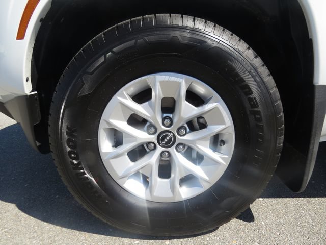 Used 2026 Nissan Frontier S RWD image 10